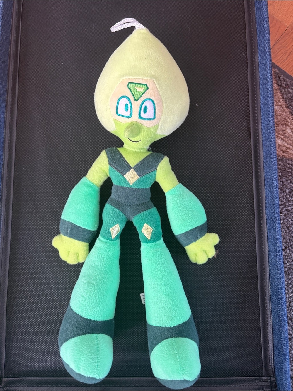 Steven Universe Peridot Green Plush - Toy factory and Cartoon Network